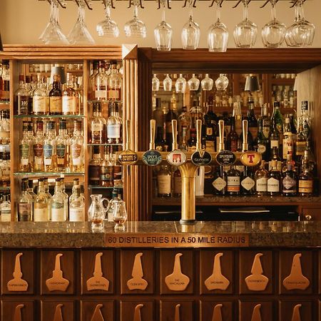 The Station Hotel Rothes Luaran gambar