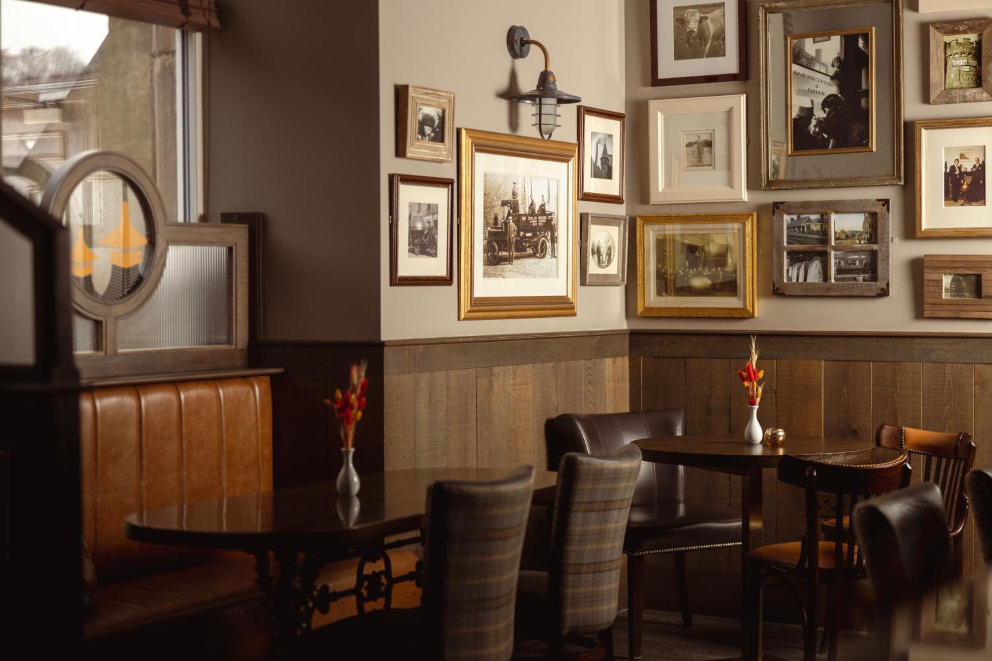The Station Hotel Rothes Luaran gambar