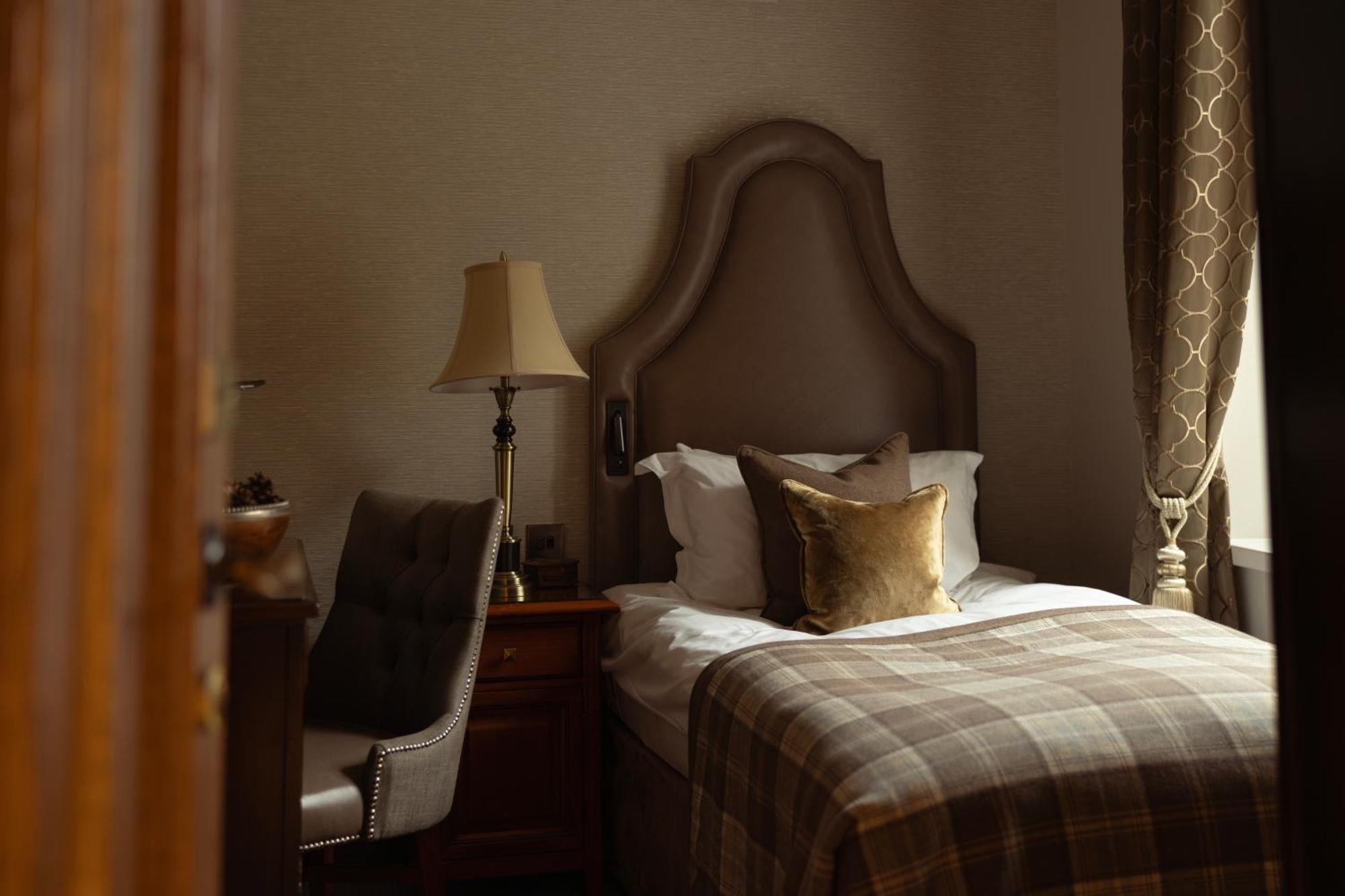 The Station Hotel Rothes Luaran gambar